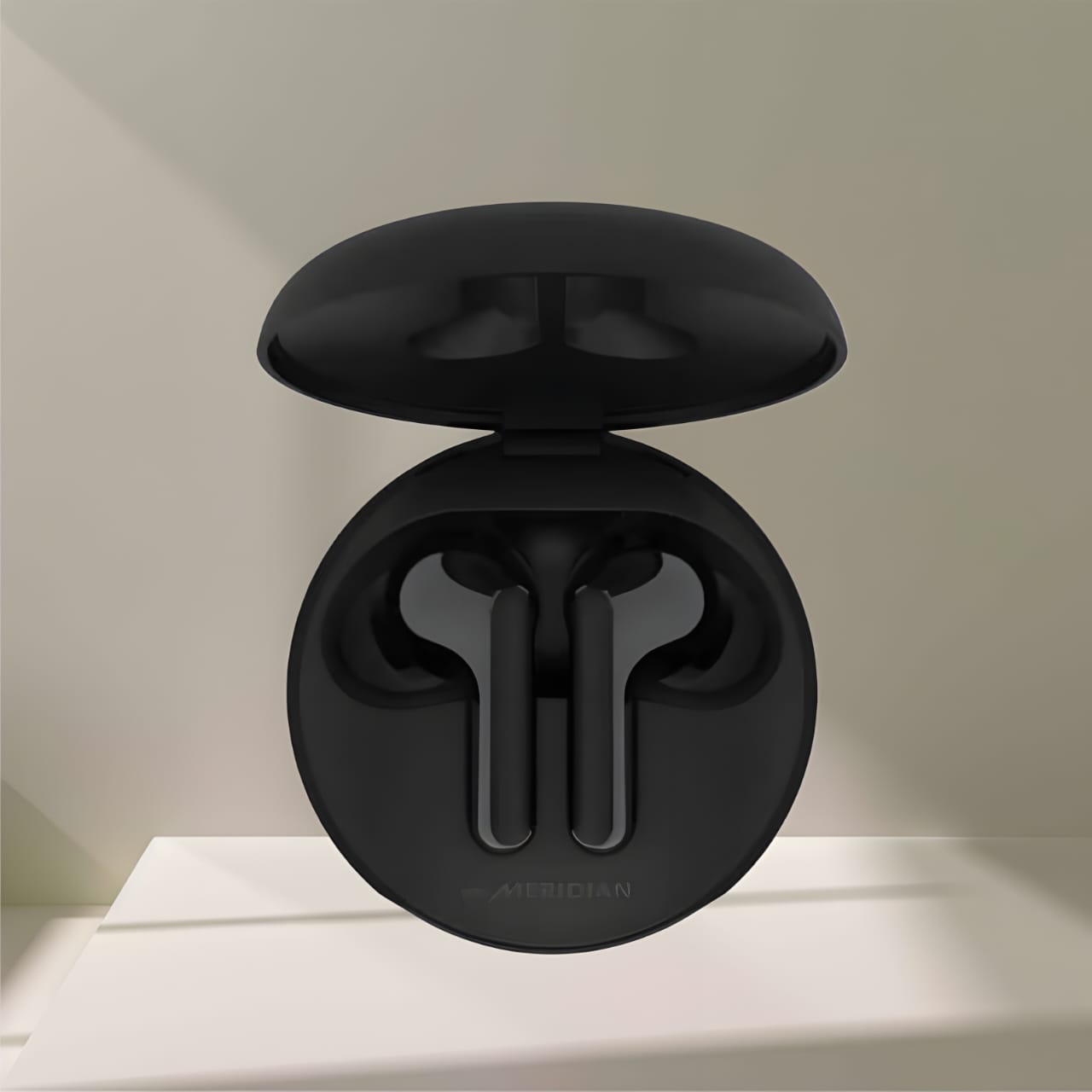 LG TONE Free HBS-FN4 with British Meridian Sound & Noise Is Black BLUETOOTH ( Open Box , 3 Months Warranty )